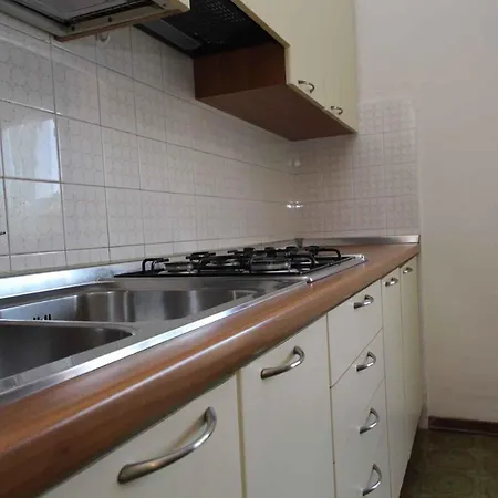 In 24907 Rosolina Mare